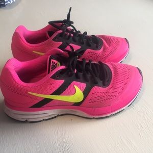 Nike Pegasus 8.5 Pink and Neon